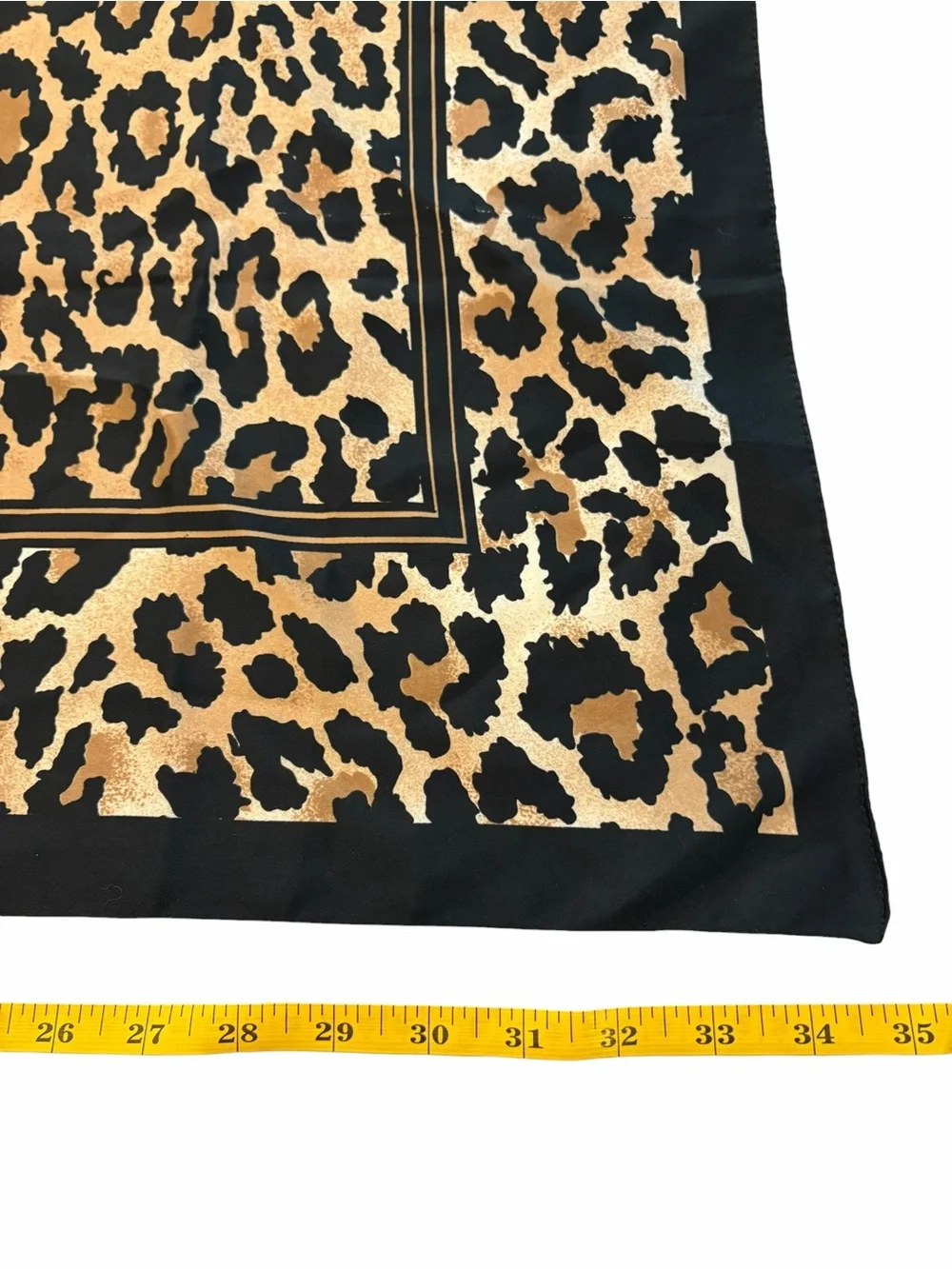 Leopard Print Scarf Large 35”x35” Animal Print Jaclyn Smith Preppy Mobwife City